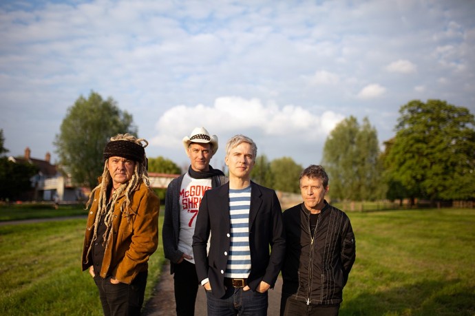 Nada Surf recuperano il concerto a Santeria Toscana 31 di Milano a settembre